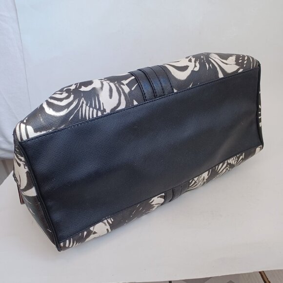 L.A.M.B. Bag by Gwen Stefani Black White Satchel Handbag Purse Luxury Designer - Picture 11 of 15